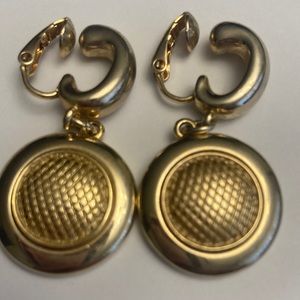 Simple Classic Gold Tone Clip On Earrings